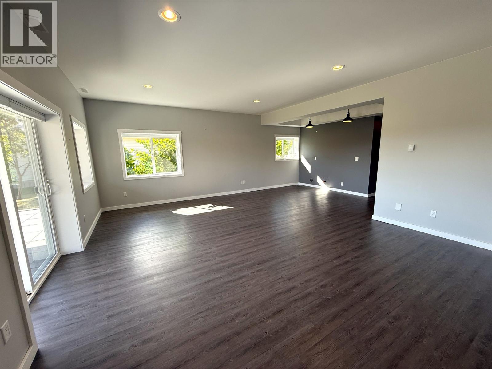 5072 Block Drive, 108 Mile Ranch, British Columbia