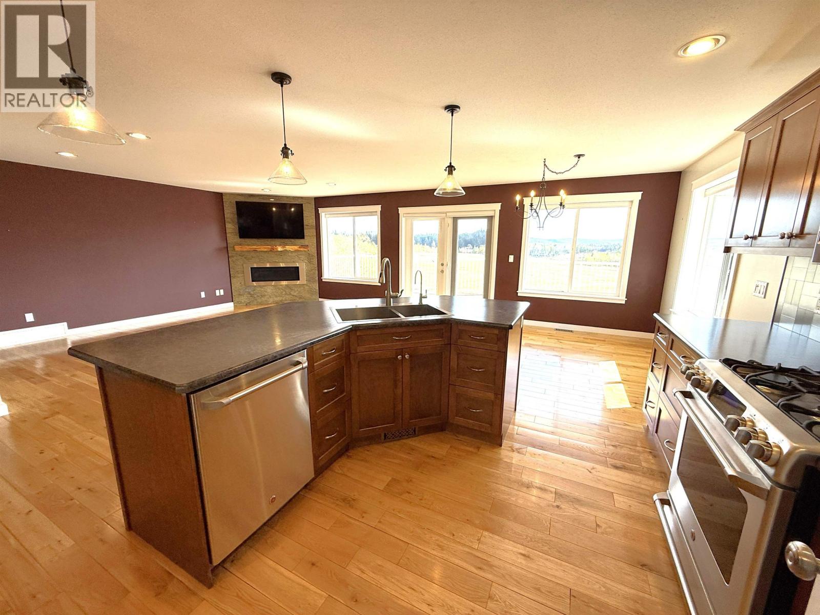 5072 Block Drive, 108 Mile Ranch, British Columbia