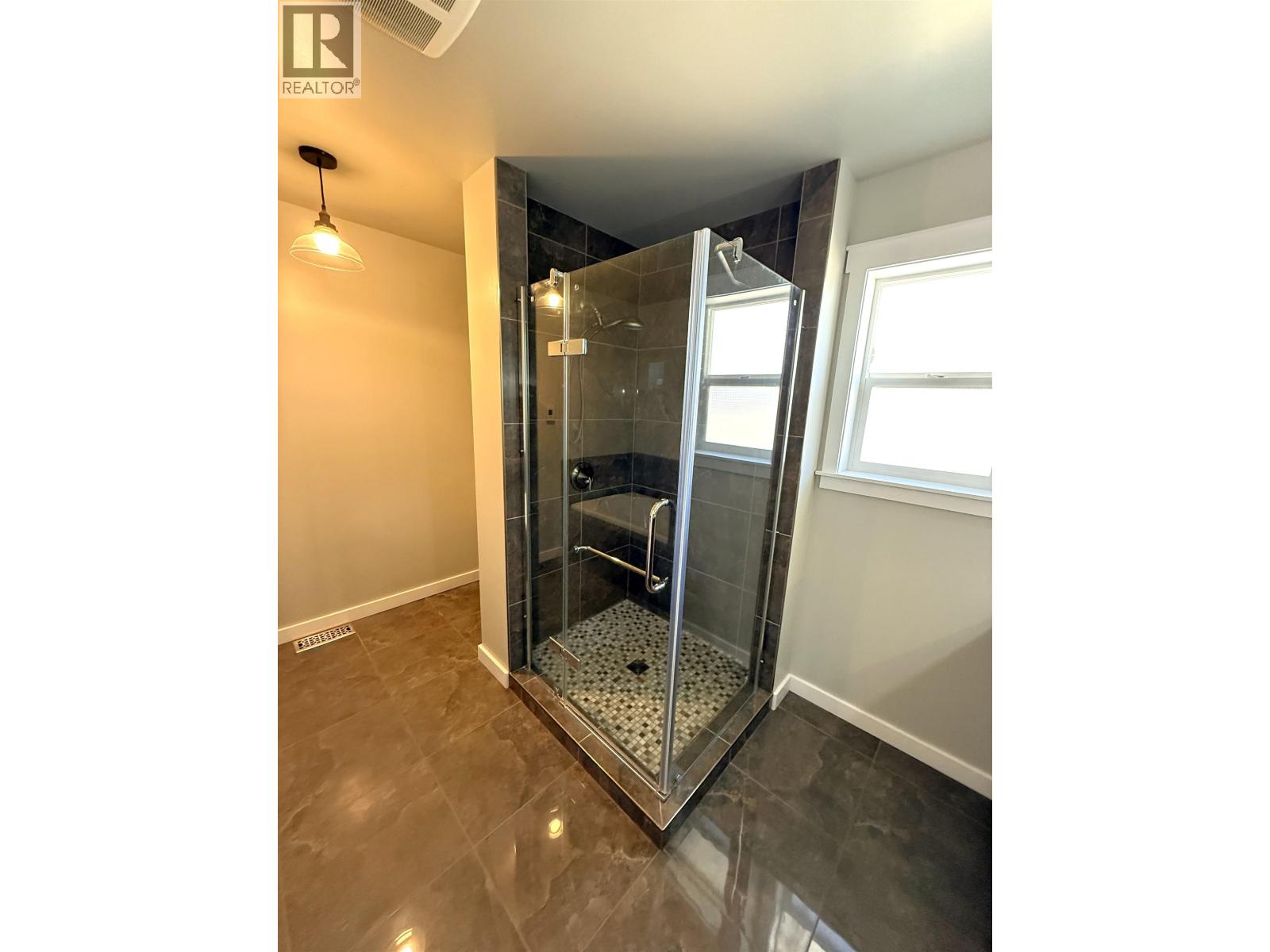 5072 Block Drive, 108 Mile Ranch, British Columbia