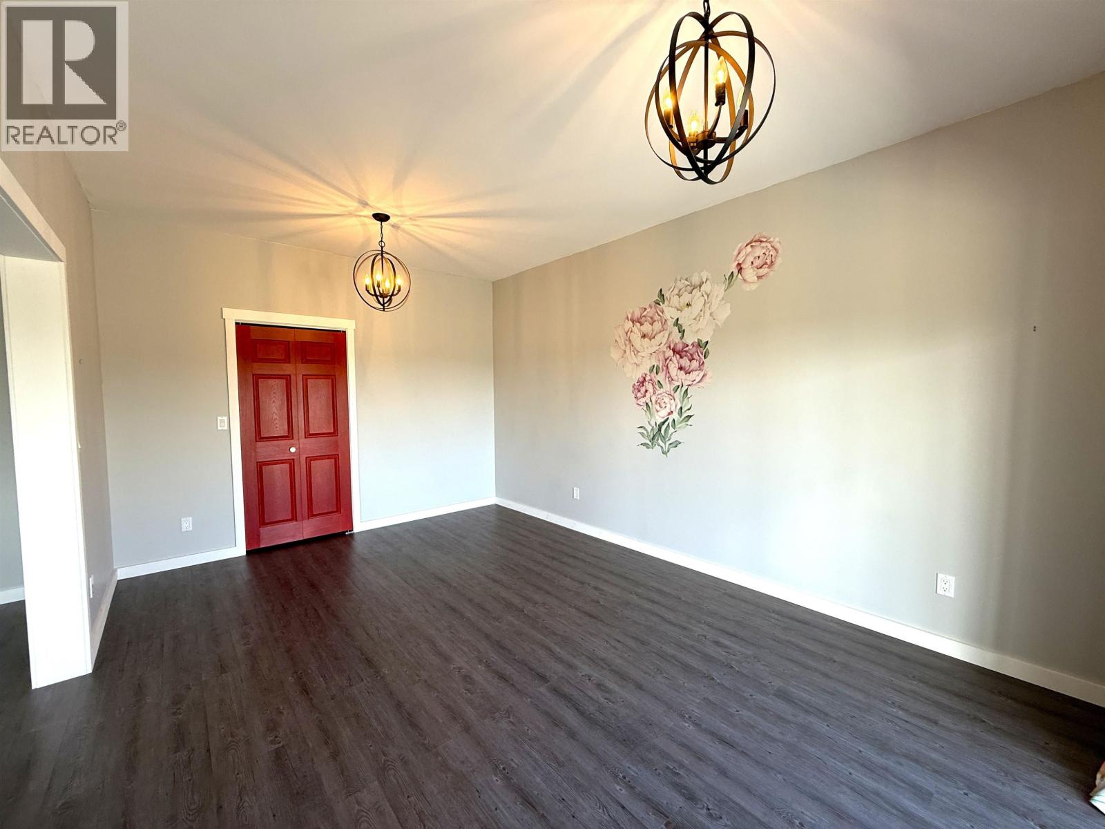 5072 Block Drive, 108 Mile Ranch, British Columbia