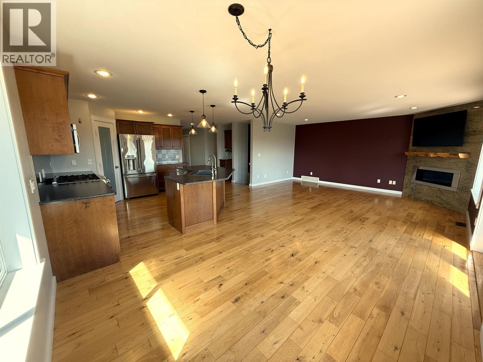 5072 Block Drive, 108 Mile Ranch, British Columbia