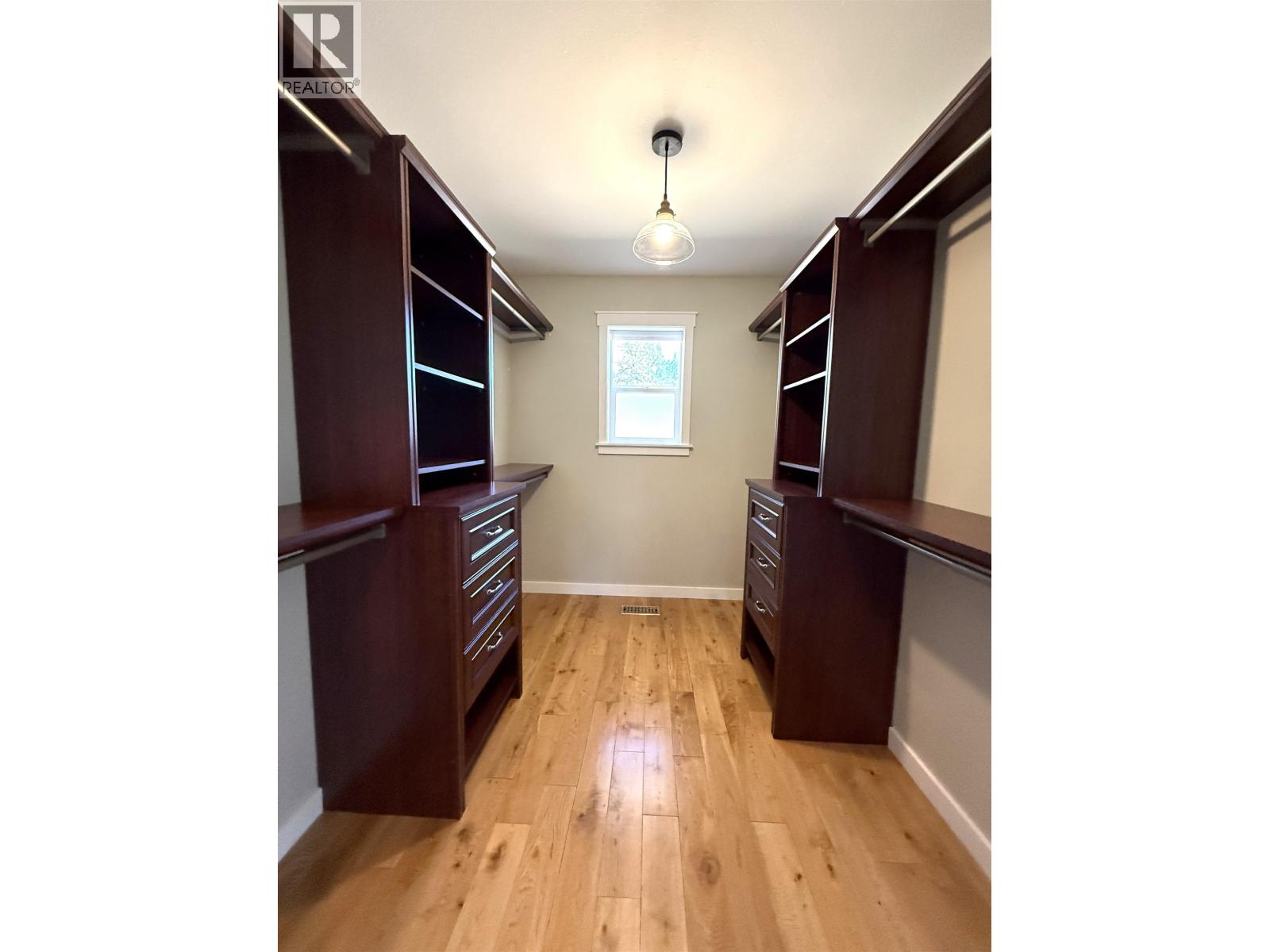 5072 Block Drive, 108 Mile Ranch, British Columbia