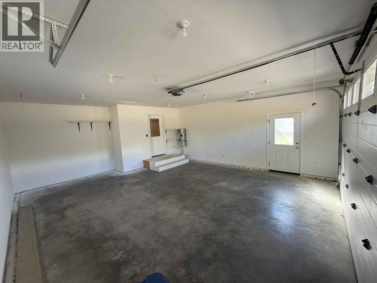 5072 Block Drive, 108 Mile Ranch, British Columbia