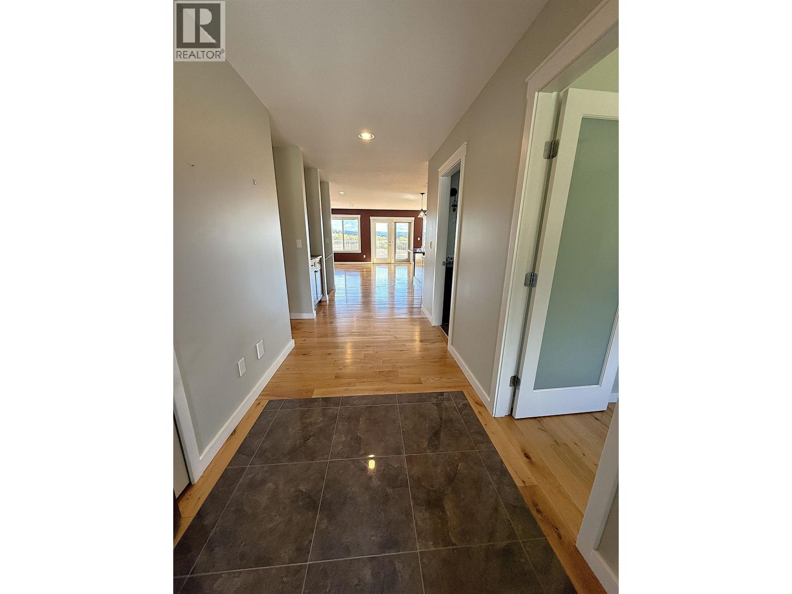 5072 Block Drive, 108 Mile Ranch, British Columbia