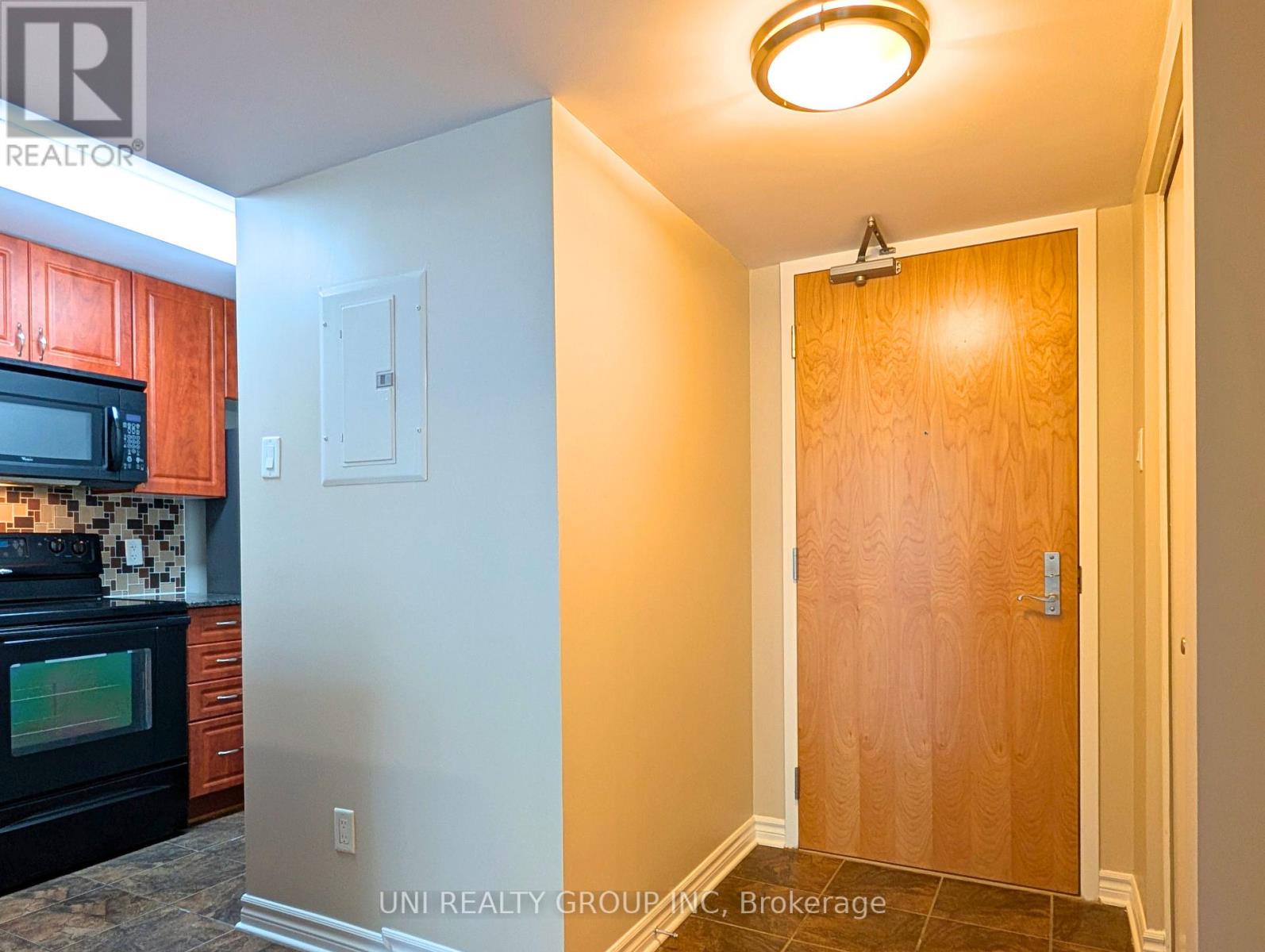 409 - 250 Lett Street, Ottawa, Ontario