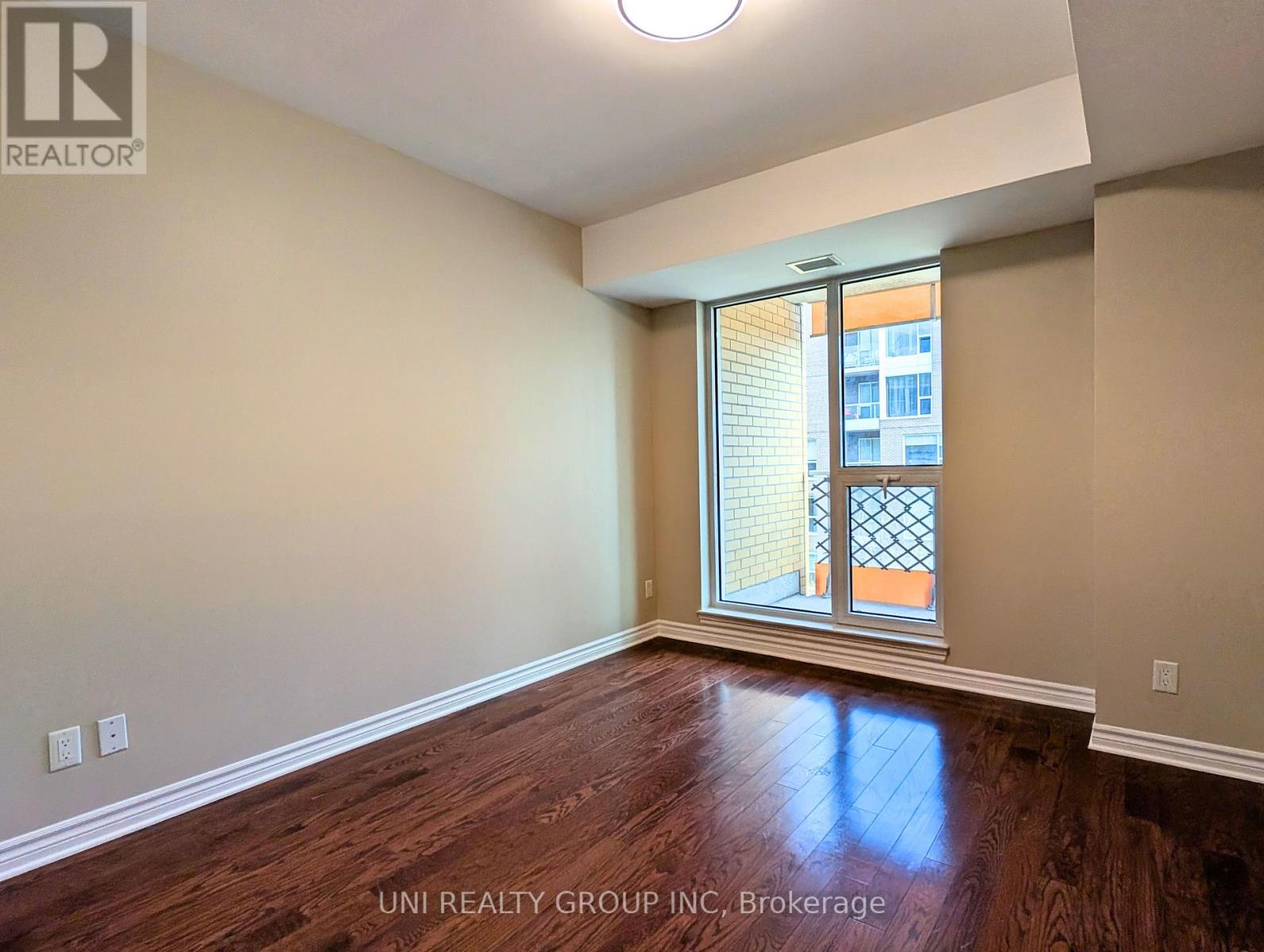 409 - 250 Lett Street, Ottawa, Ontario