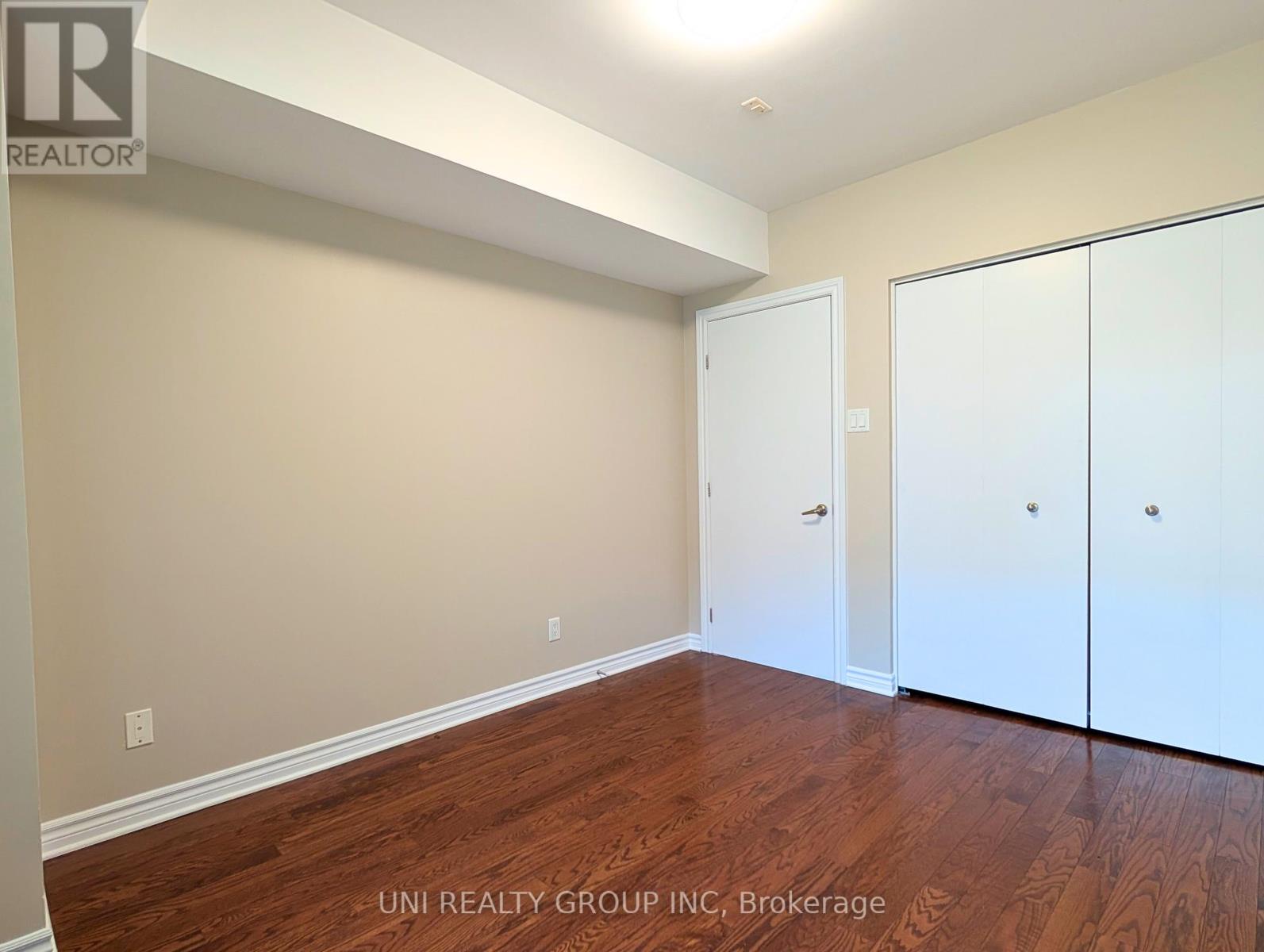 409 - 250 Lett Street, Ottawa, Ontario