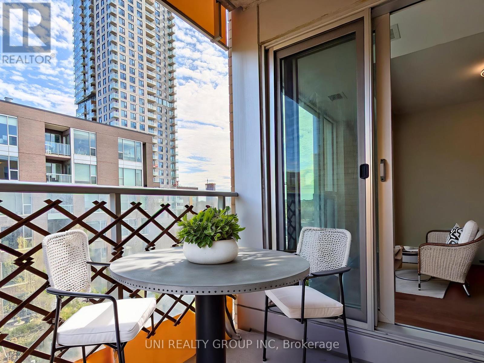 409 - 250 Lett Street, Ottawa, Ontario