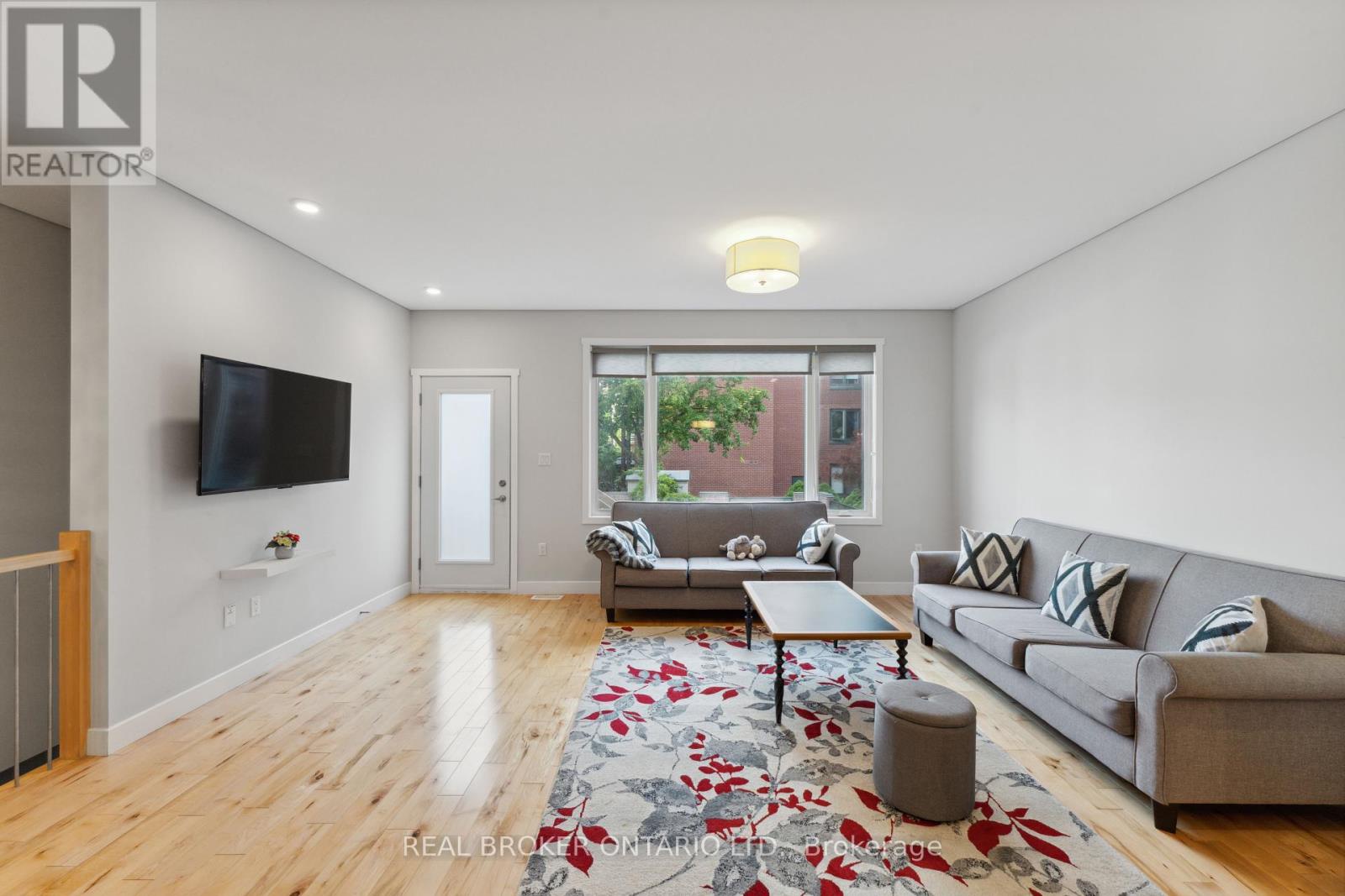 36 Ontario Street, Ottawa, Ontario