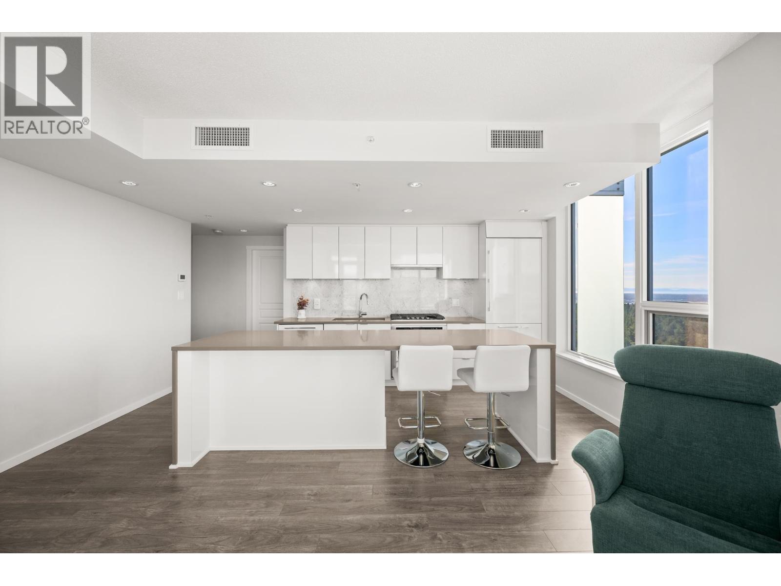 3707 5883 Barker Avenue, Burnaby, British Columbia