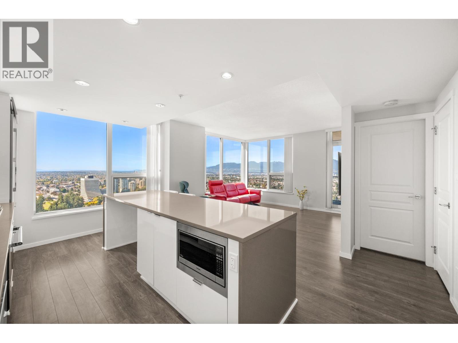 3707 5883 Barker Avenue, Burnaby, British Columbia