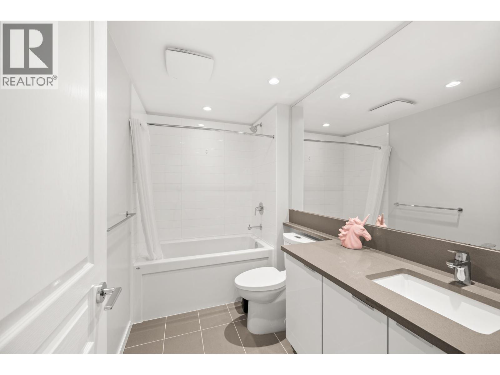 3707 5883 Barker Avenue, Burnaby, British Columbia