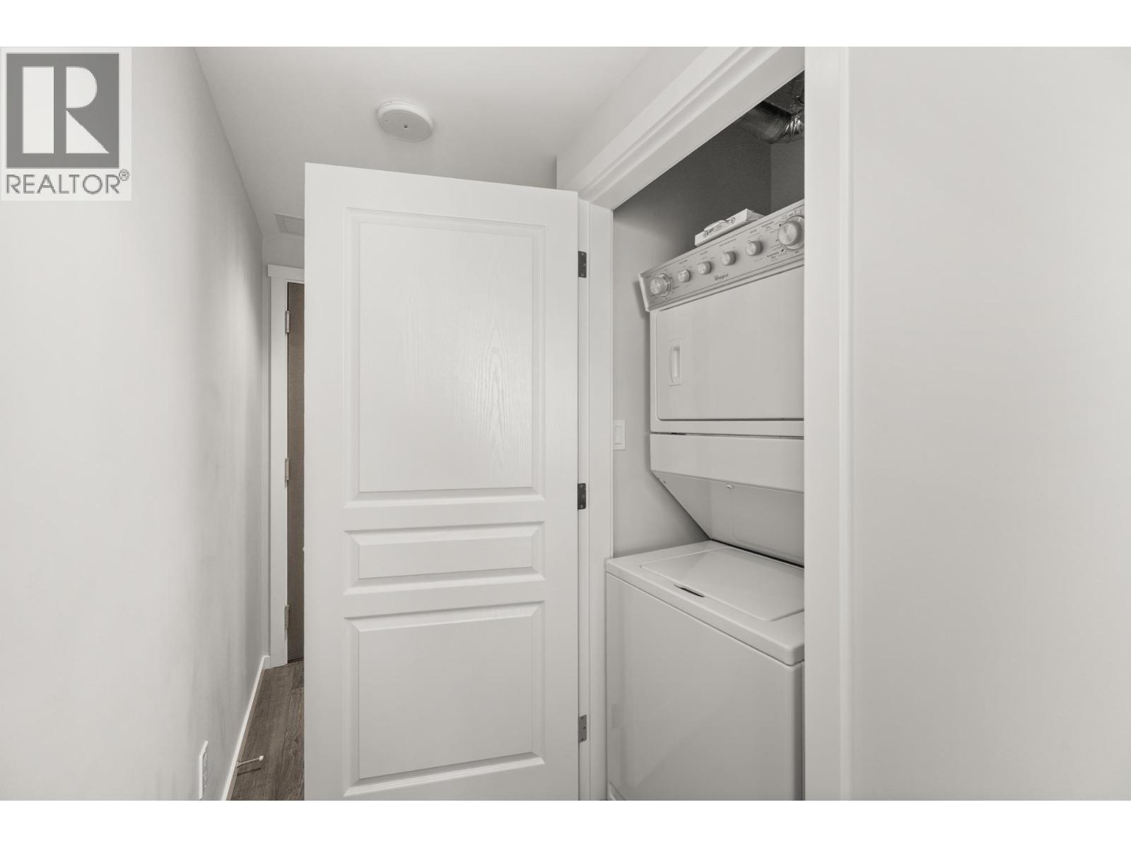 3707 5883 Barker Avenue, Burnaby, British Columbia