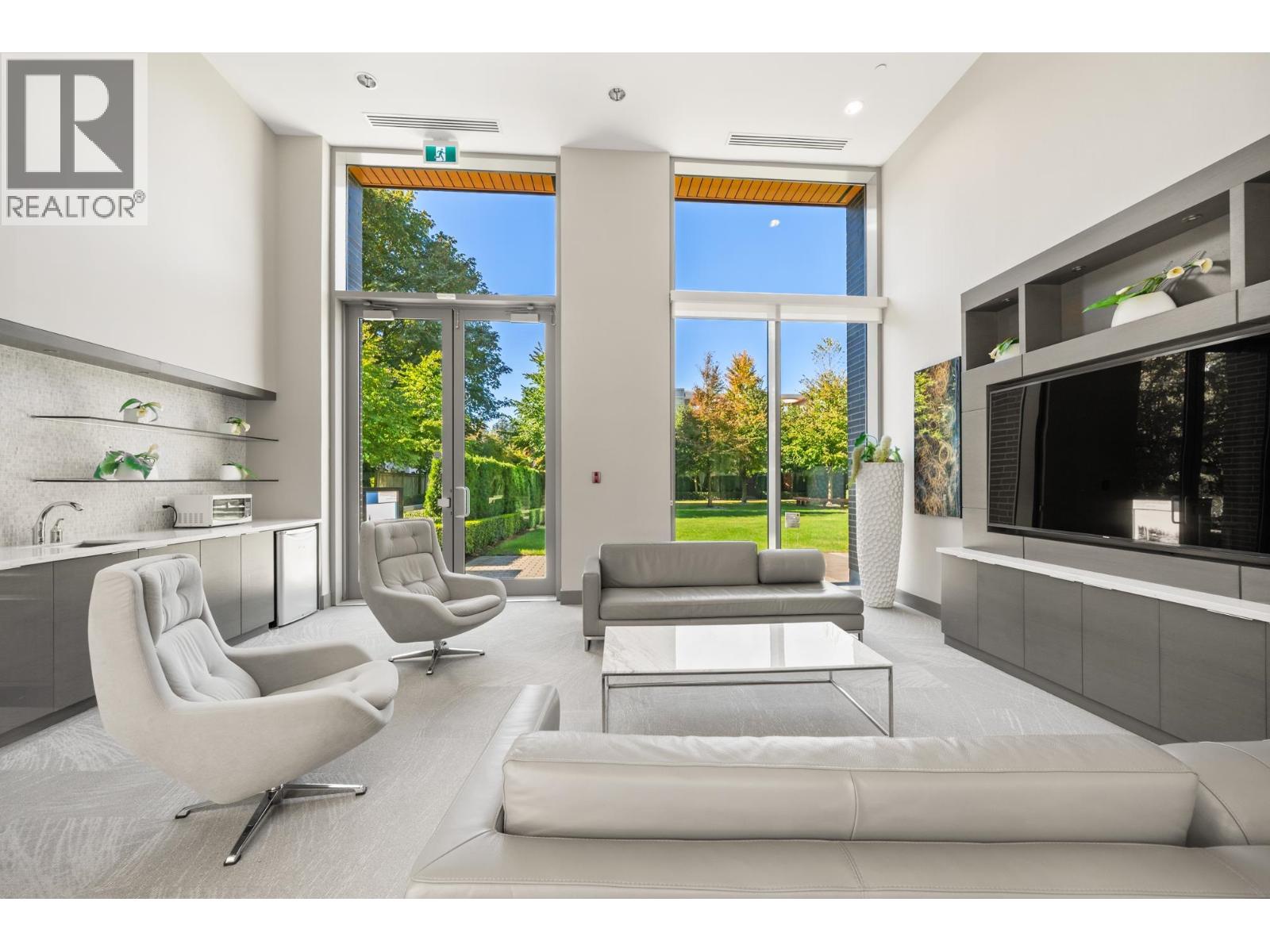 3707 5883 Barker Avenue, Burnaby, British Columbia