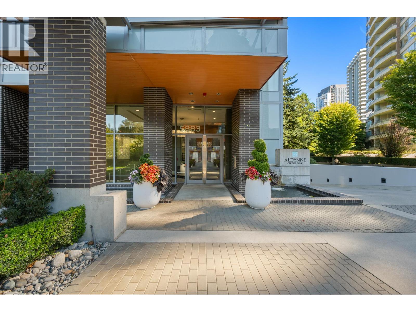 3707 5883 Barker Avenue, Burnaby, British Columbia