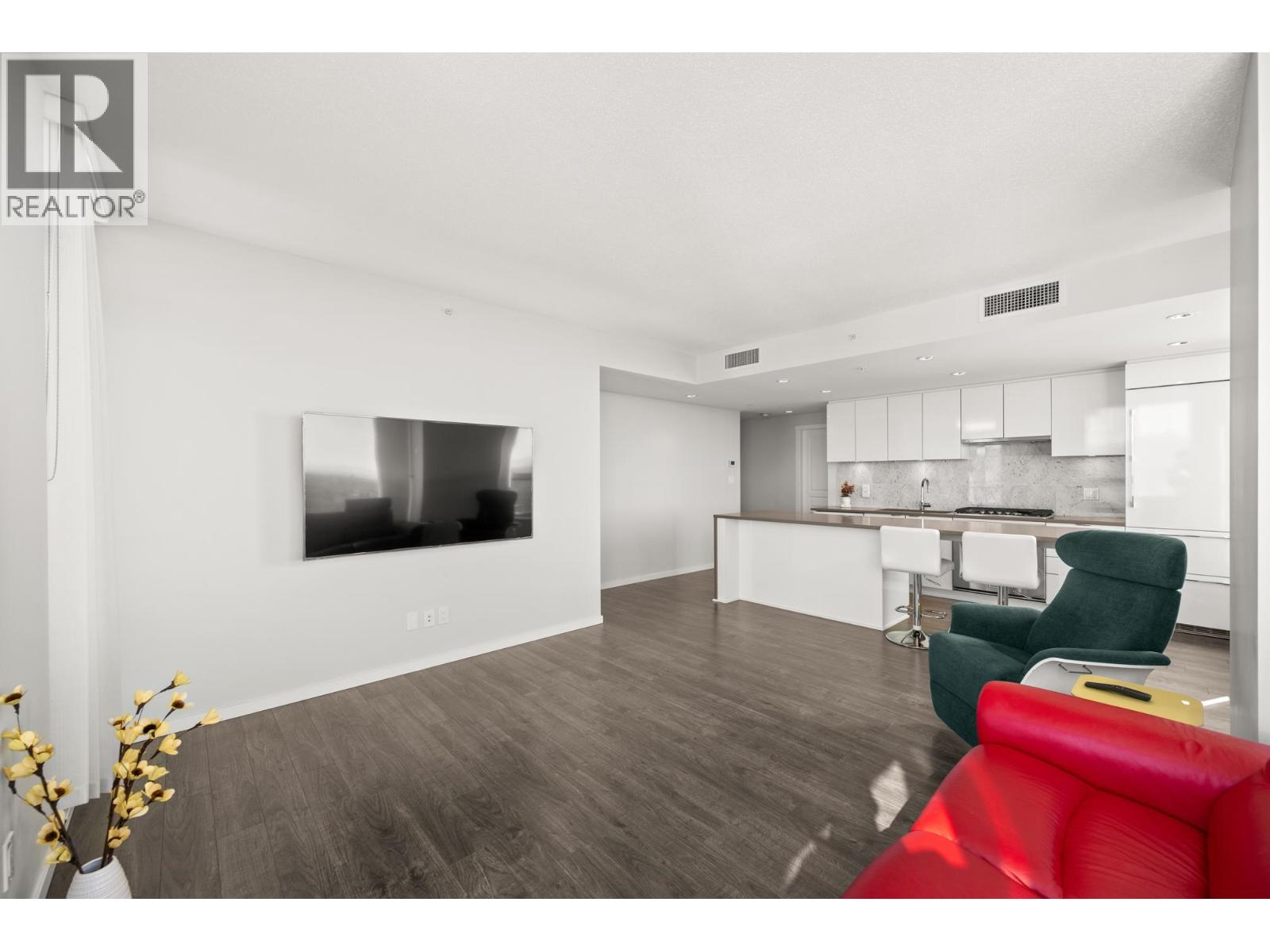 3707 5883 Barker Avenue, Burnaby, British Columbia