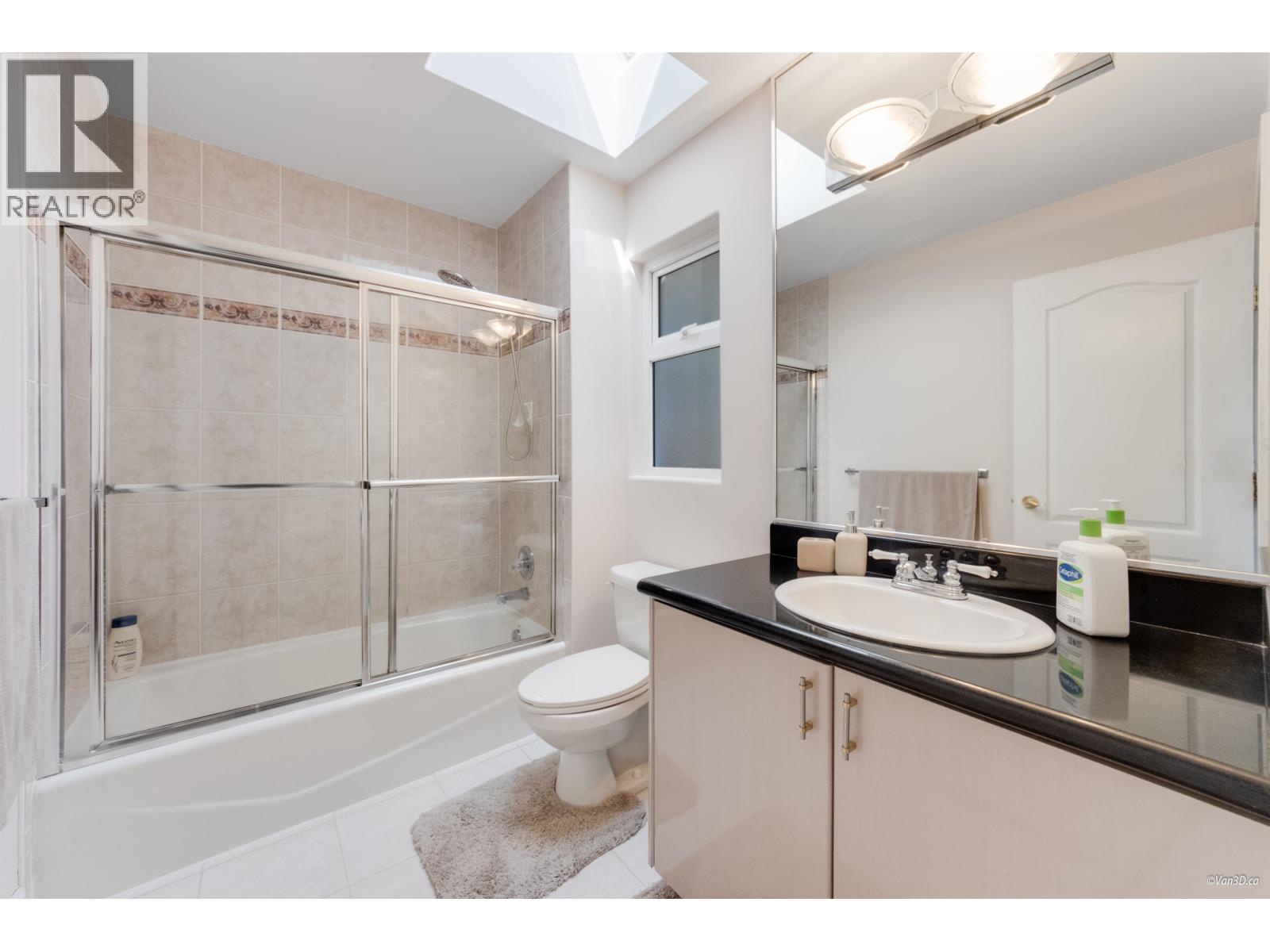 10320 Scotsdale Avenue, Richmond, British Columbia