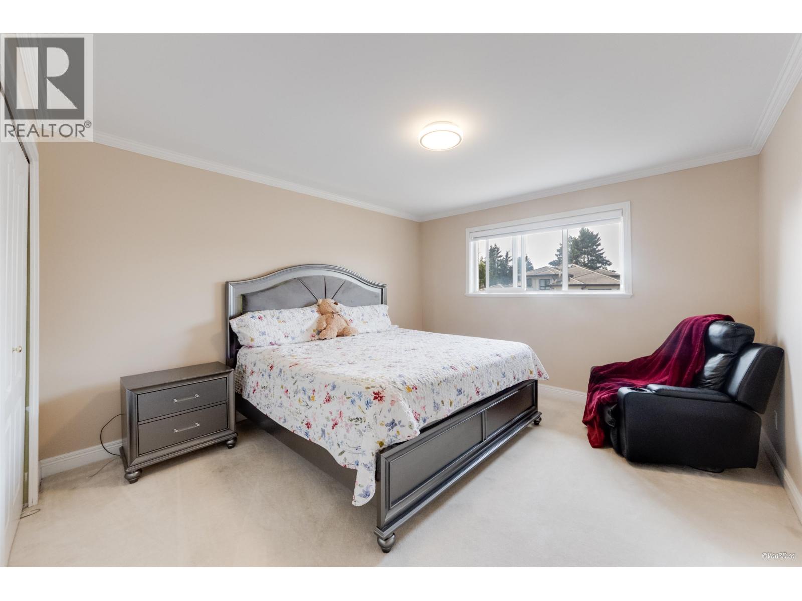 10320 Scotsdale Avenue, Richmond, British Columbia