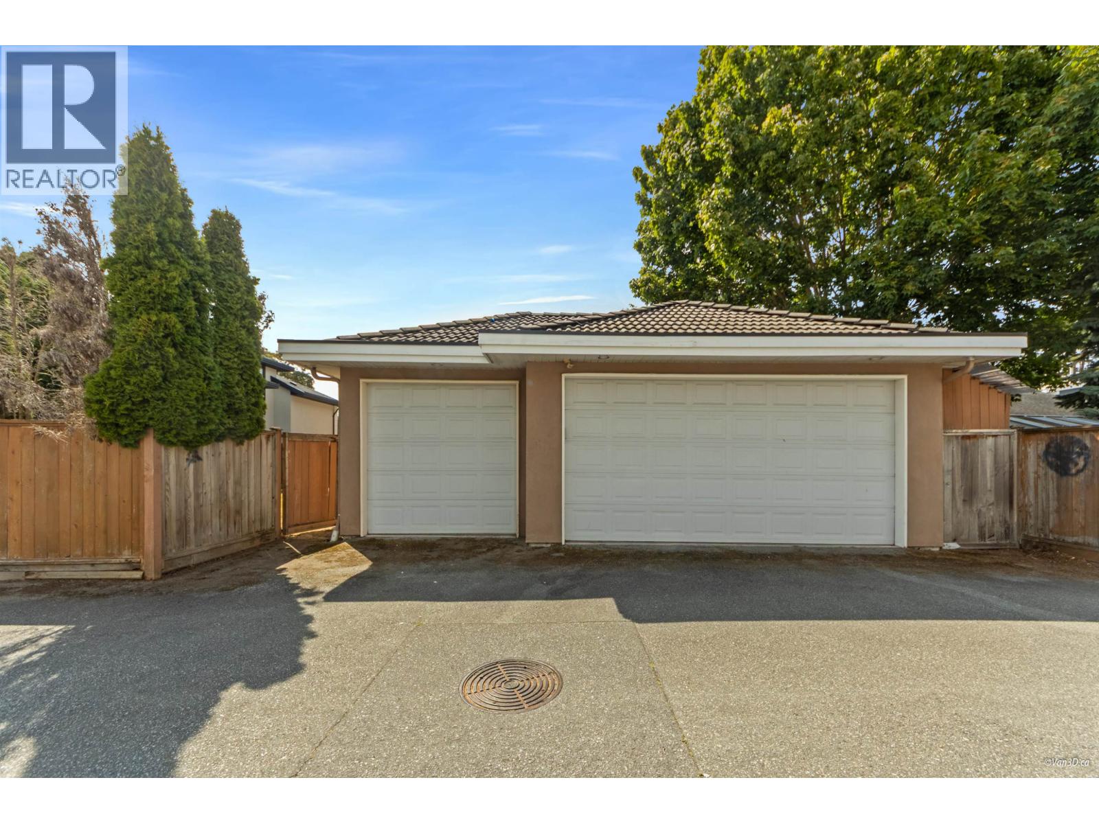 10320 Scotsdale Avenue, Richmond, British Columbia