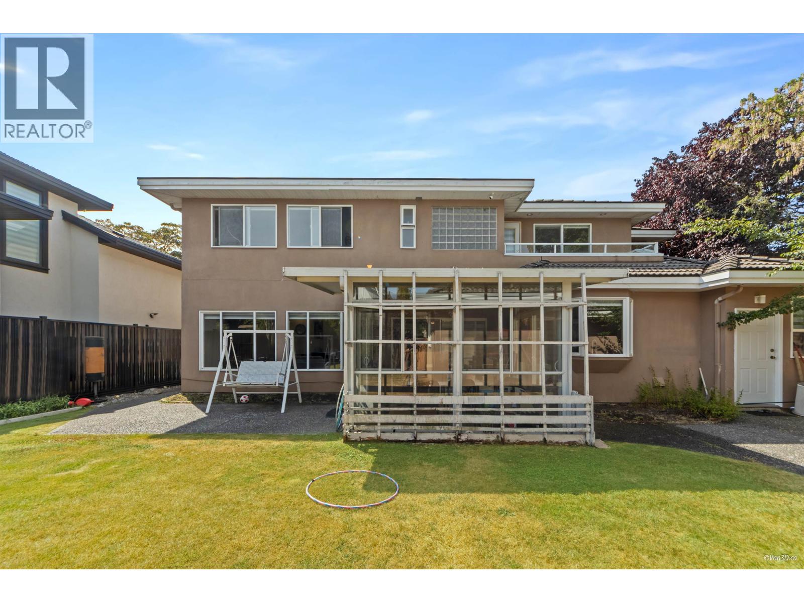 10320 Scotsdale Avenue, Richmond, British Columbia