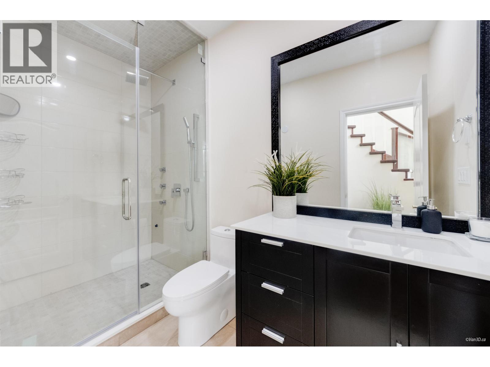 10320 Scotsdale Avenue, Richmond, British Columbia