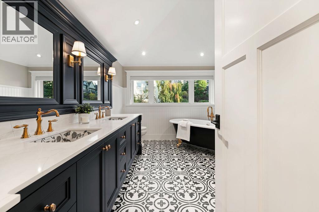 993 Broughton Street, Vancouver, British Columbia