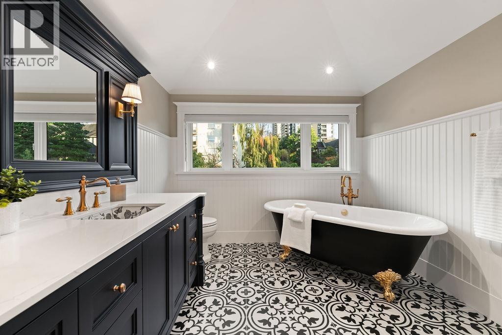 993 Broughton Street, Vancouver, British Columbia