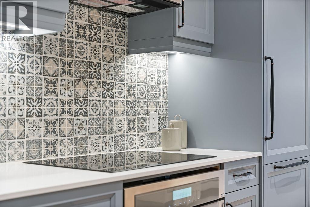 993 Broughton Street, Vancouver, British Columbia