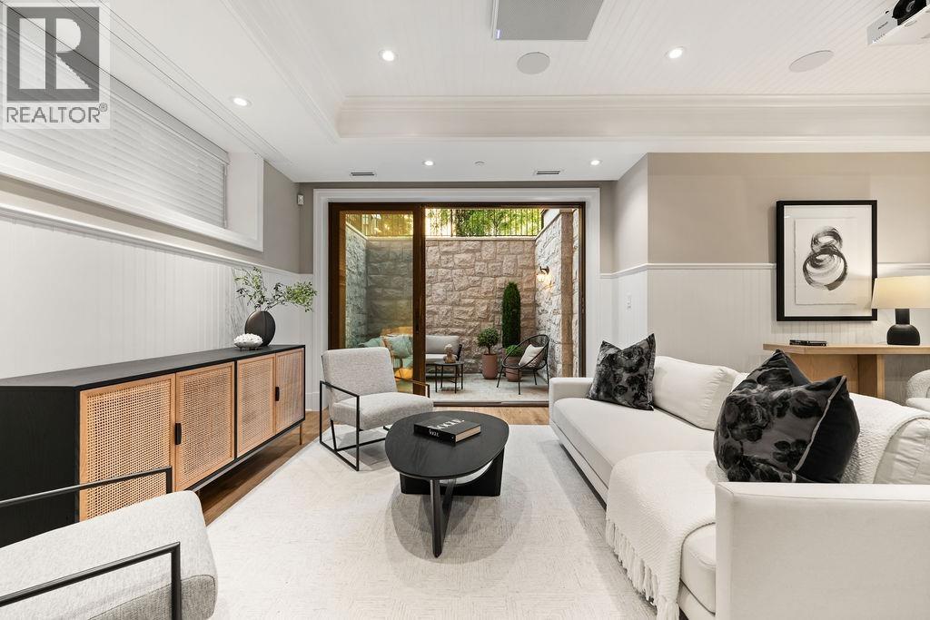 993 Broughton Street, Vancouver, British Columbia