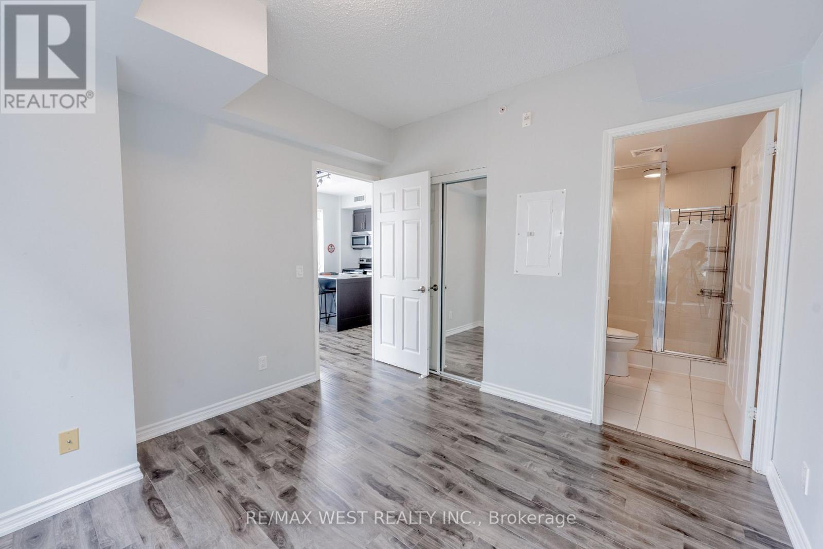 625 - 15 James Finlay Way, Toronto (downsview-roding-cfb), Ontario