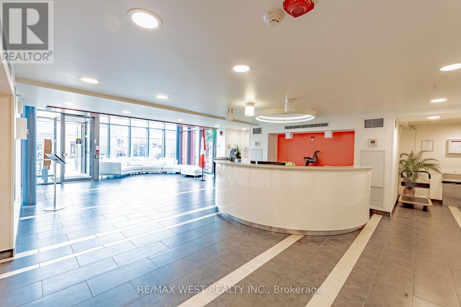 625 - 15 James Finlay Way, Toronto (downsview-roding-cfb), Ontario