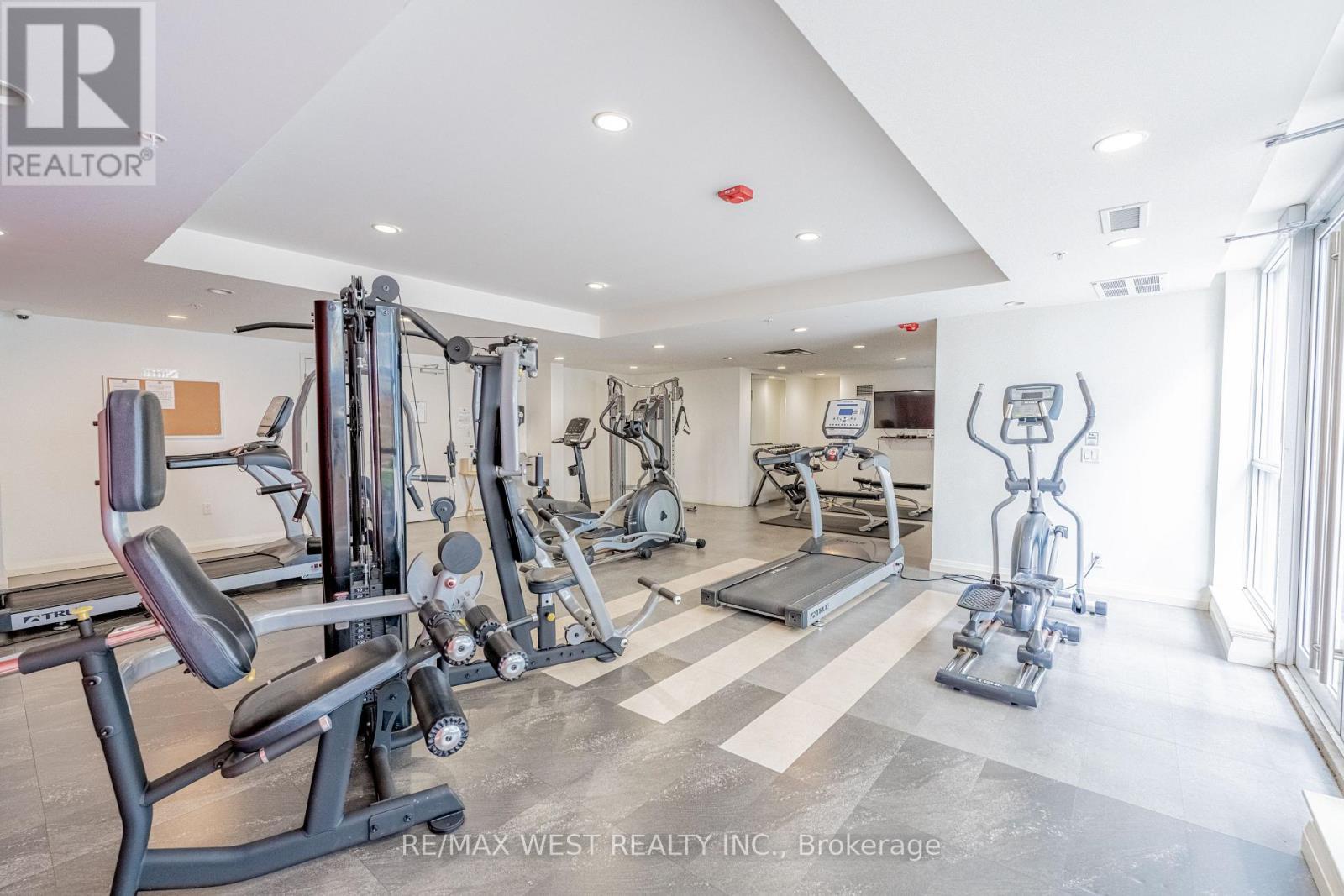 625 - 15 James Finlay Way, Toronto (downsview-roding-cfb), Ontario