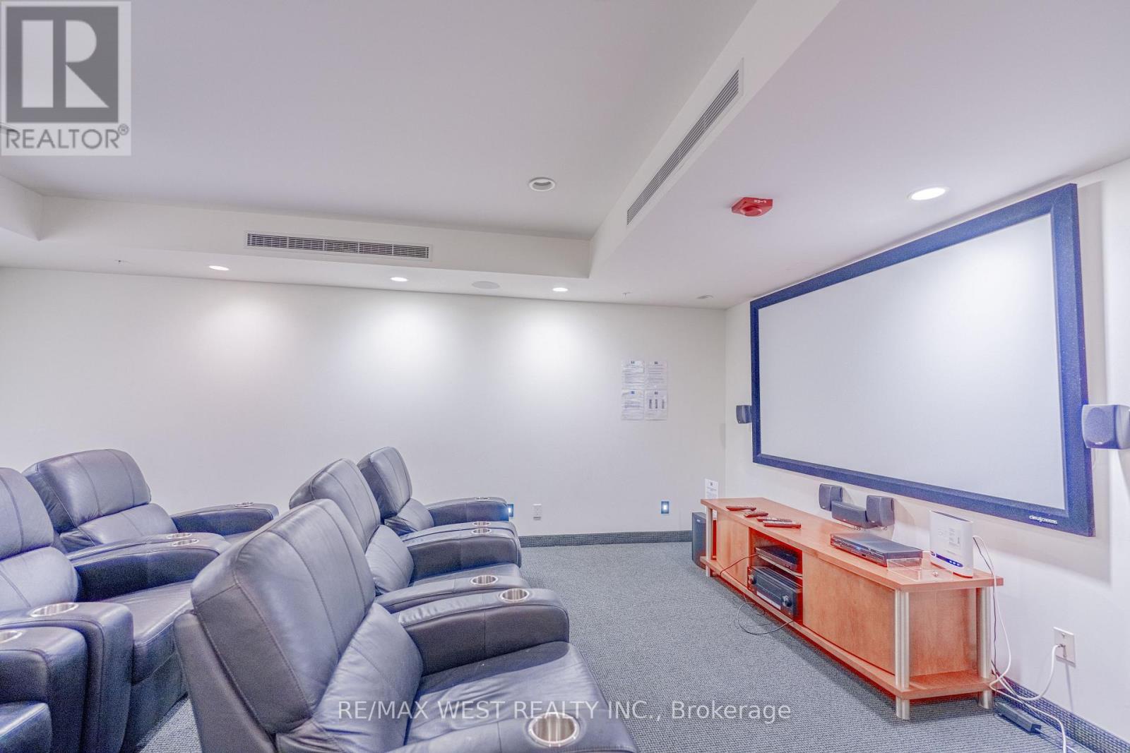 625 - 15 James Finlay Way, Toronto (downsview-roding-cfb), Ontario