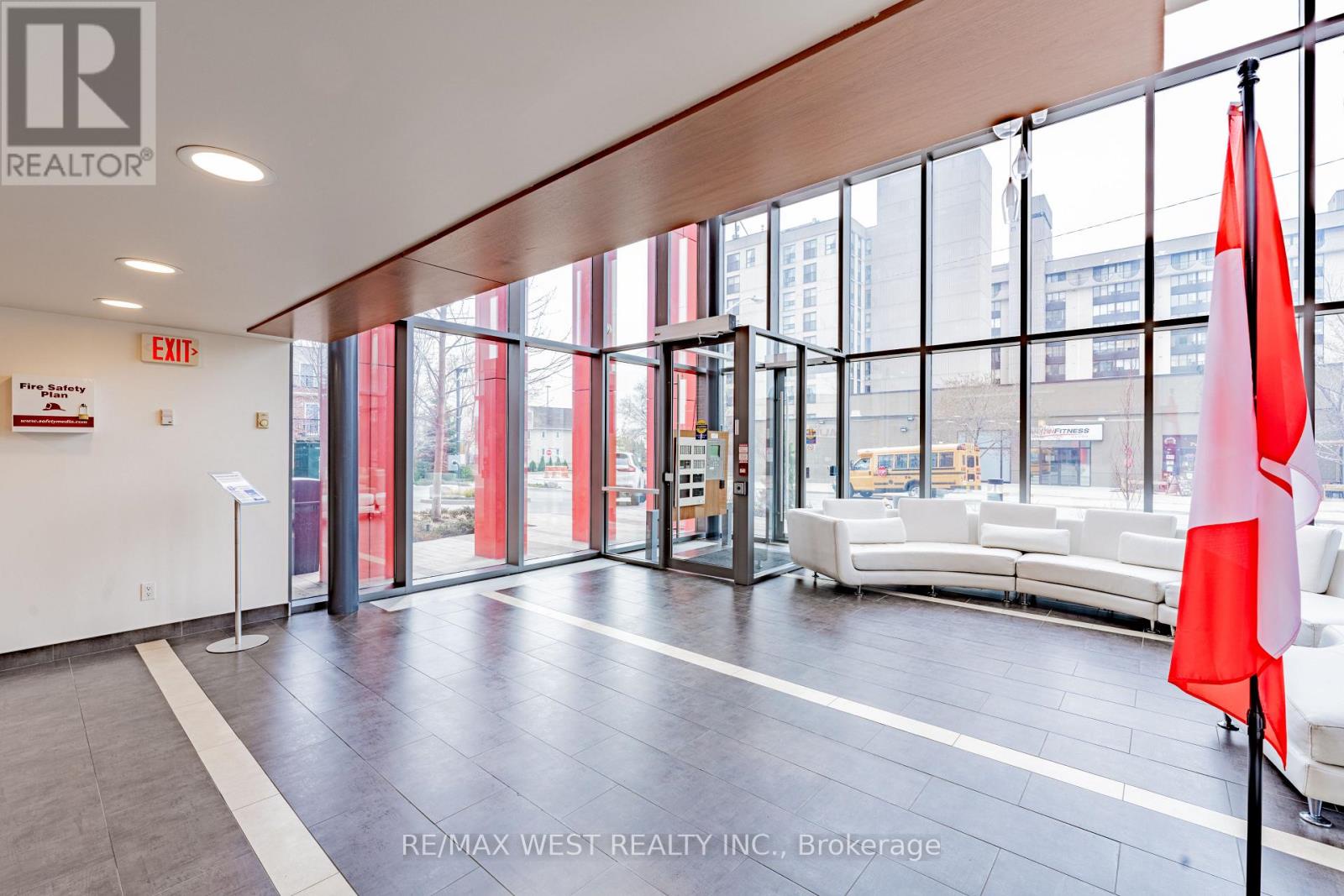 625 - 15 James Finlay Way, Toronto (downsview-roding-cfb), Ontario