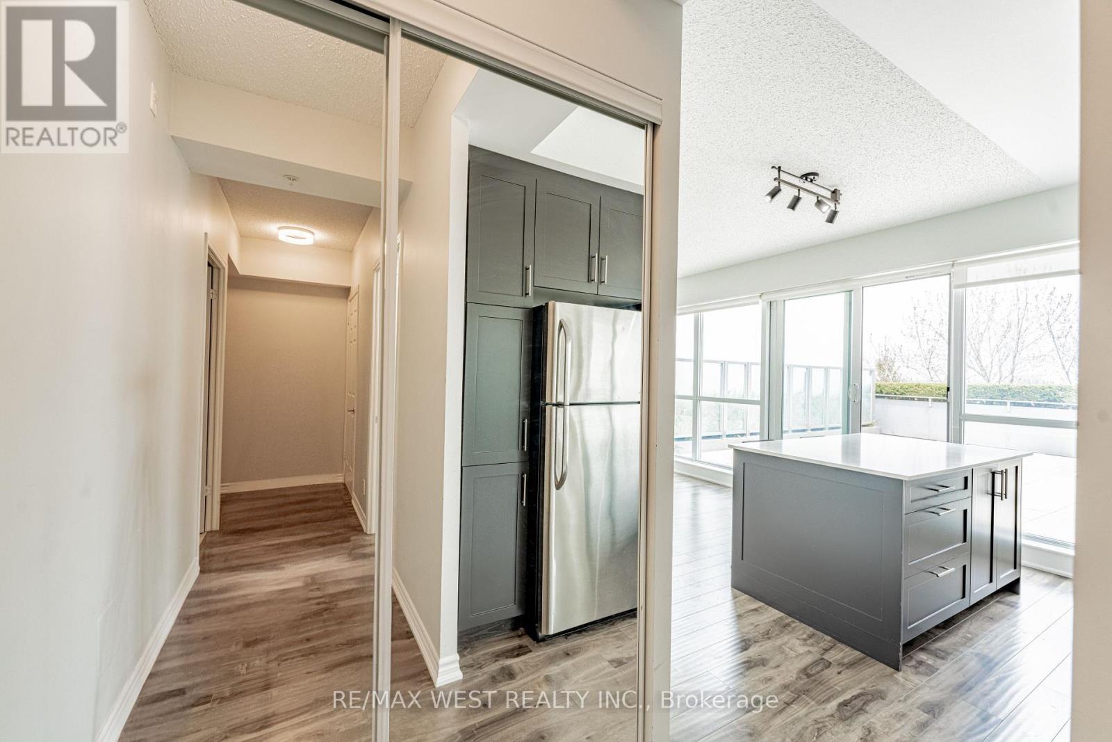 625 - 15 James Finlay Way, Toronto (downsview-roding-cfb), Ontario