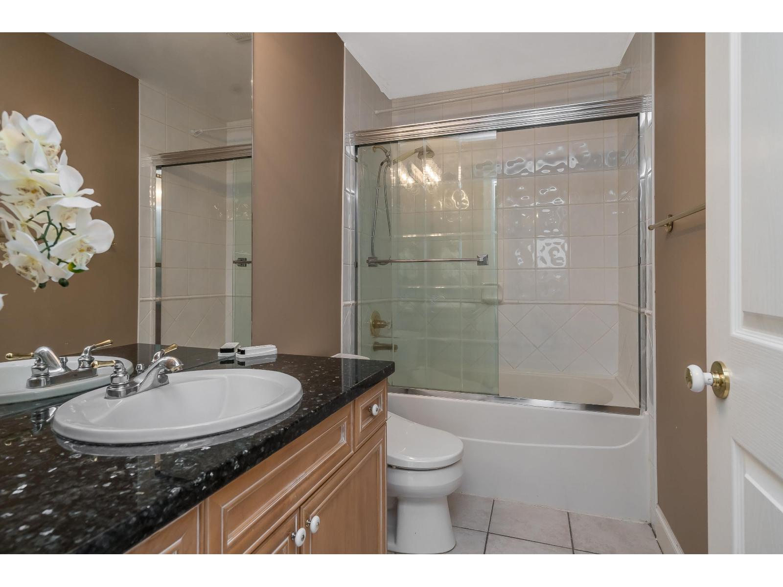 15396 Sequoia Drive, Surrey, British Columbia