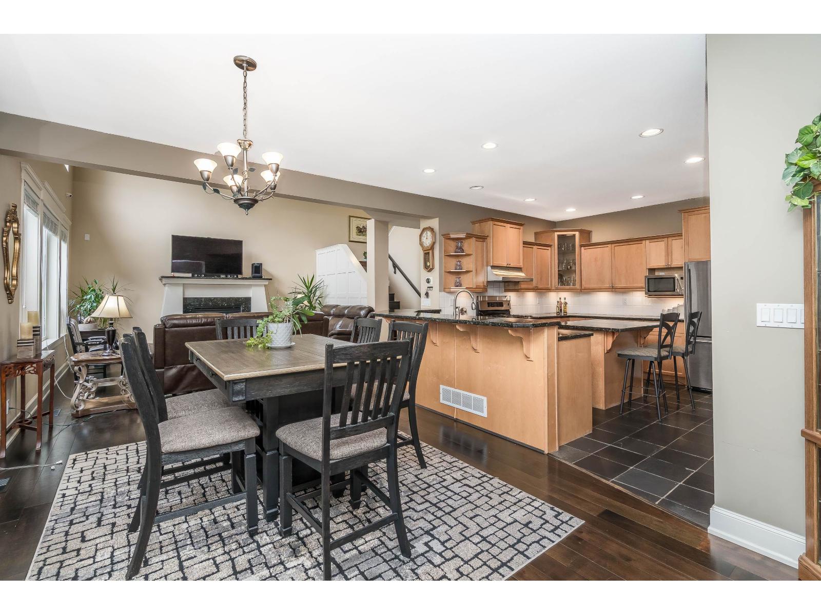 15396 Sequoia Drive, Surrey, British Columbia
