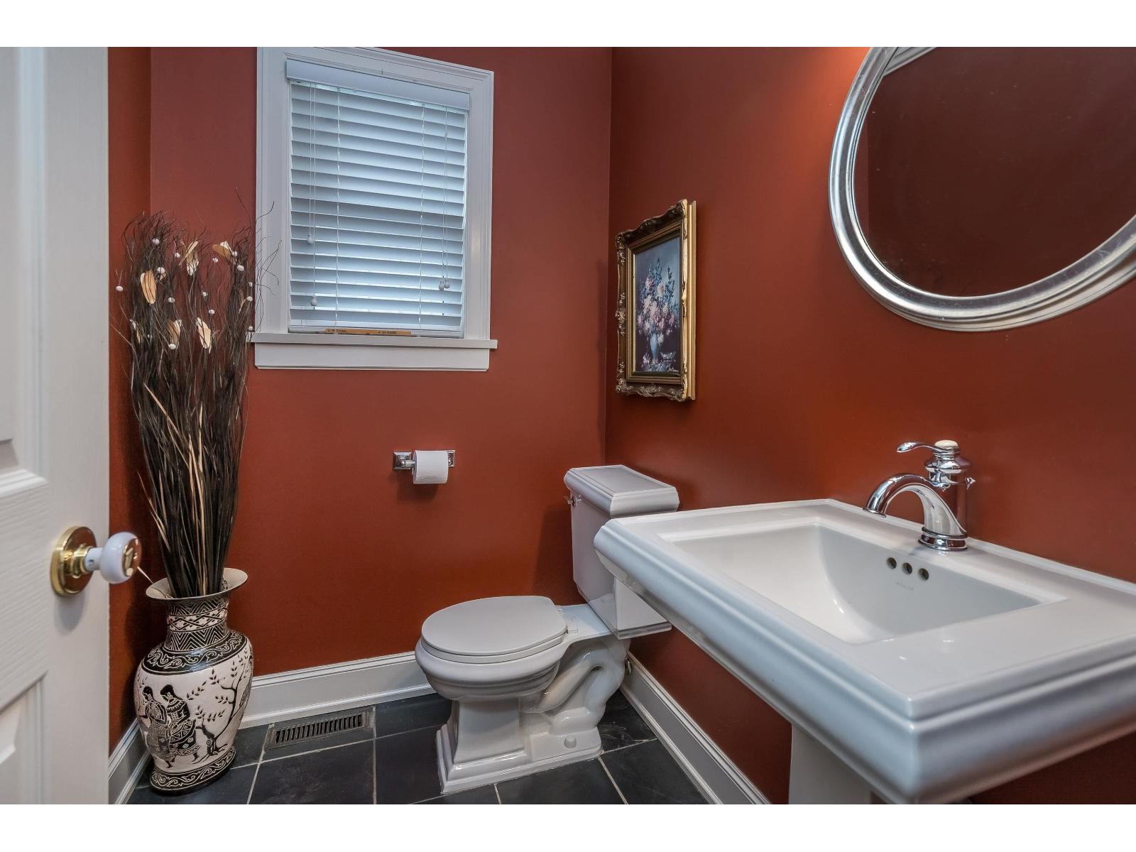 15396 Sequoia Drive, Surrey, British Columbia