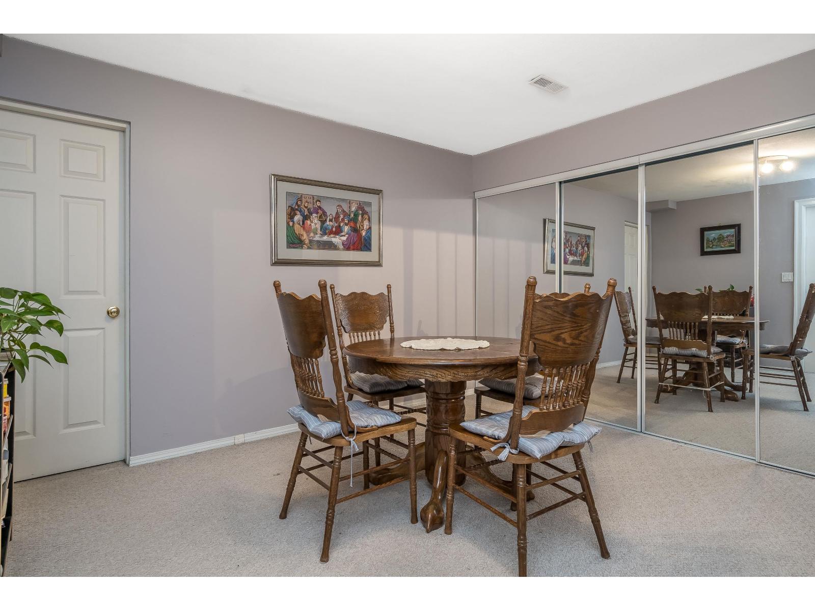 15396 Sequoia Drive, Surrey, British Columbia