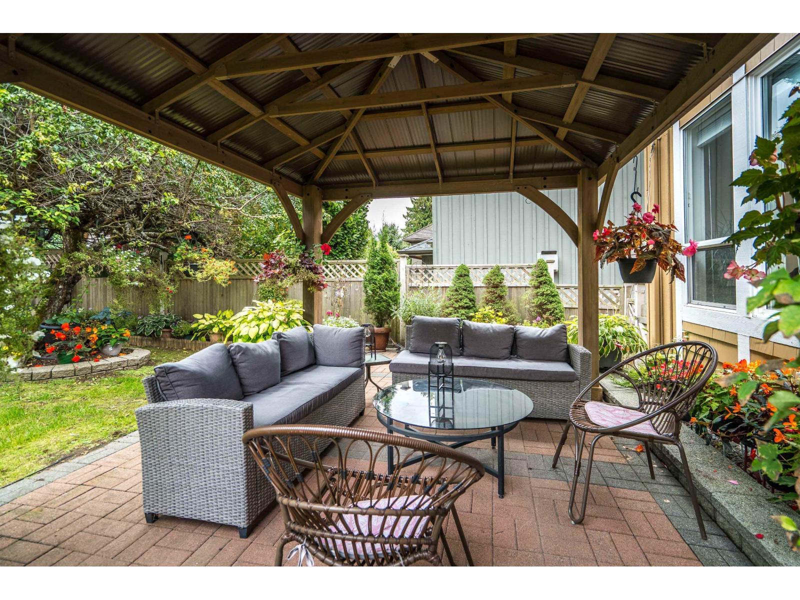 15396 Sequoia Drive, Surrey, British Columbia