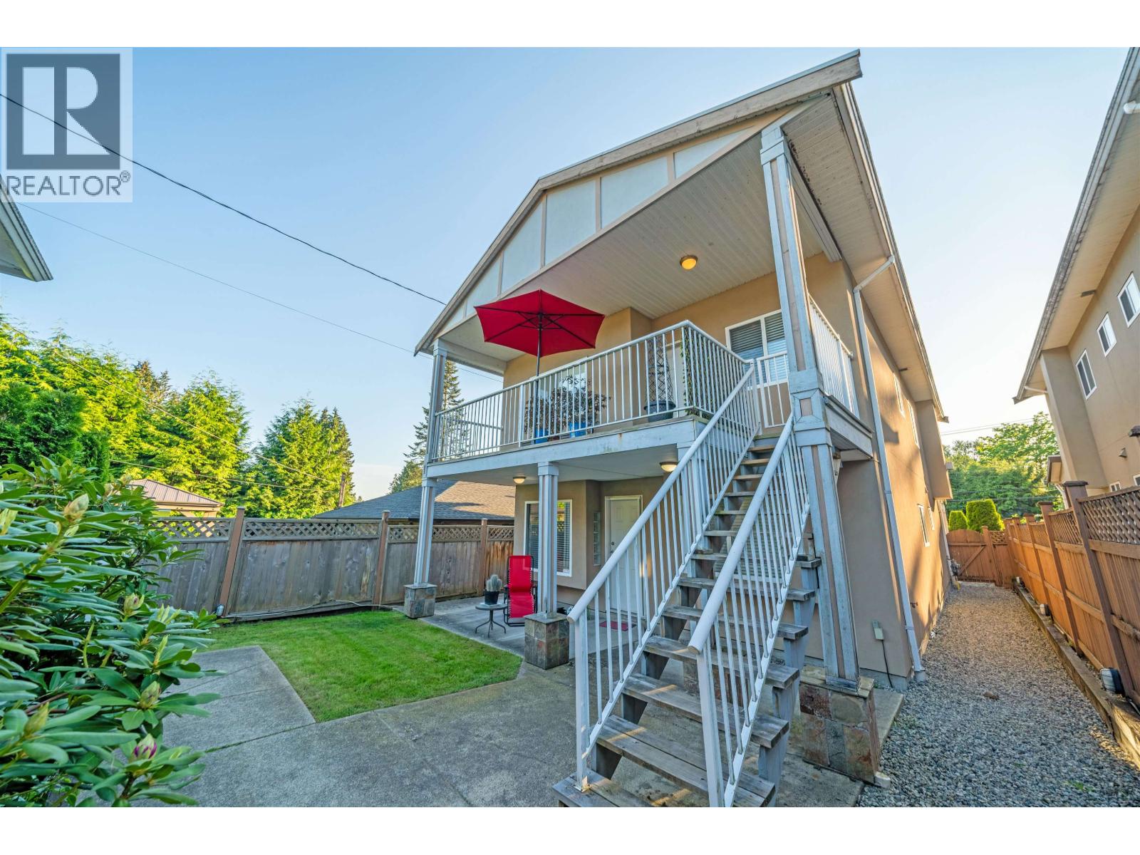 2052 Westview Drive, North Vancouver, British Columbia