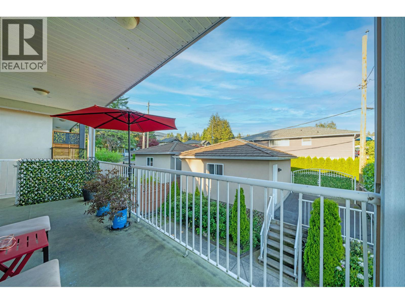 2052 Westview Drive, North Vancouver, British Columbia