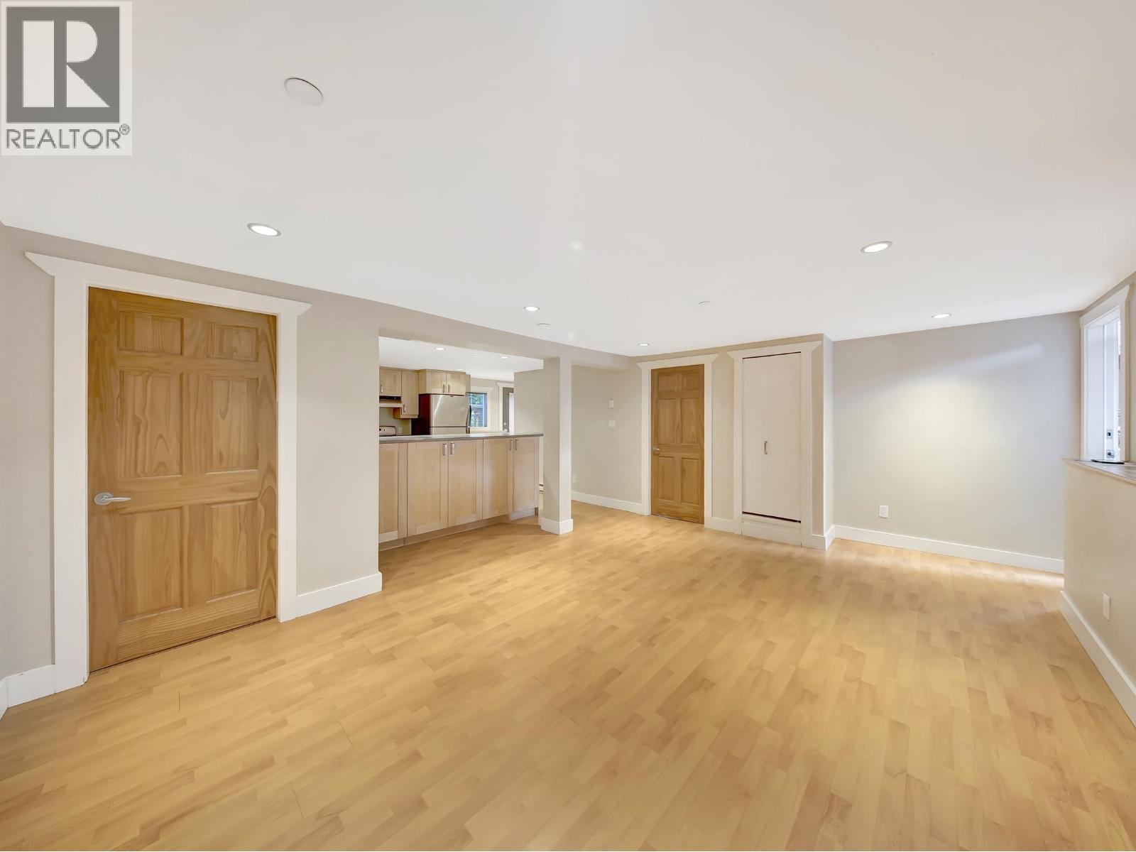 2770 W 5th Avenue, Vancouver, British Columbia