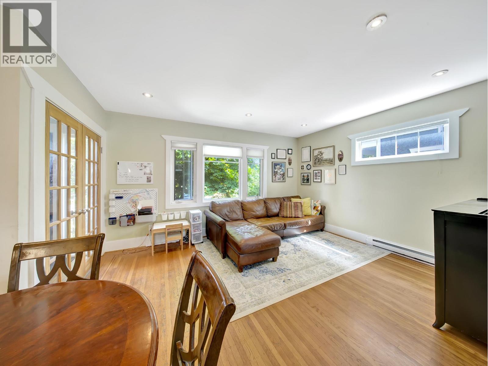 2770 W 5th Avenue, Vancouver, British Columbia