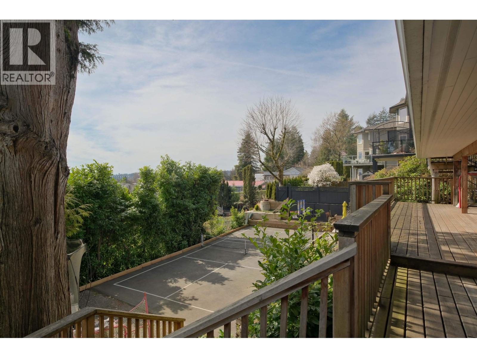 1095 W Keith Road, North Vancouver, British Columbia