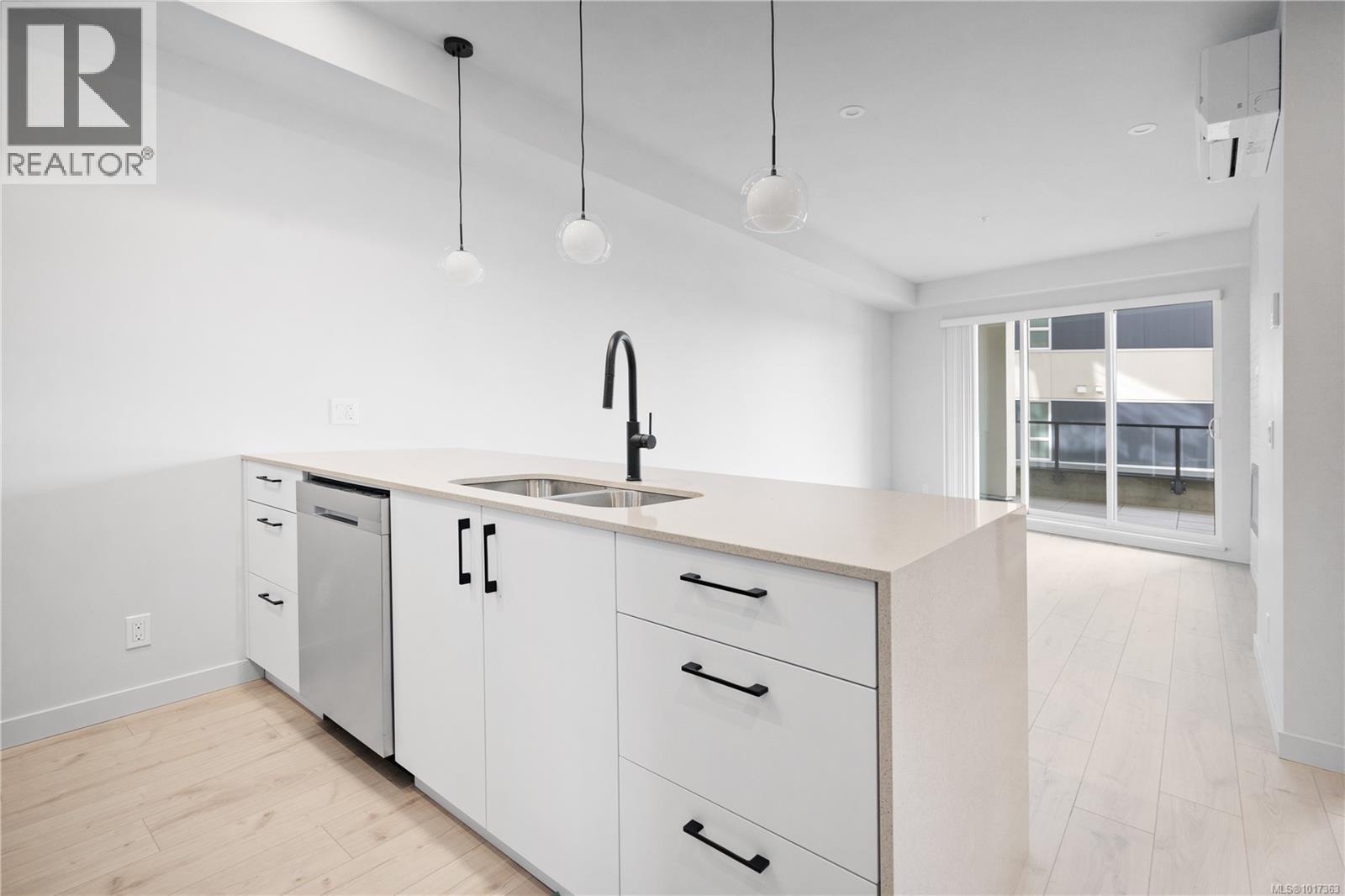 205 947 Whirlaway Cres, Langford, British Columbia