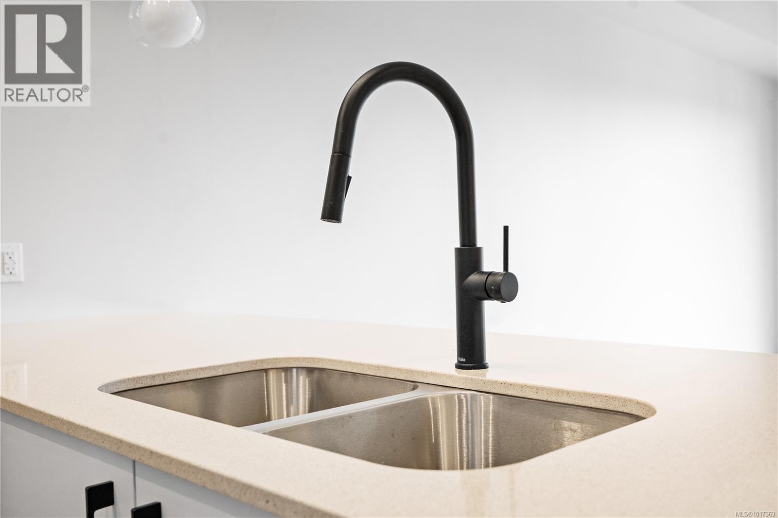 205 947 Whirlaway Cres, Langford, British Columbia