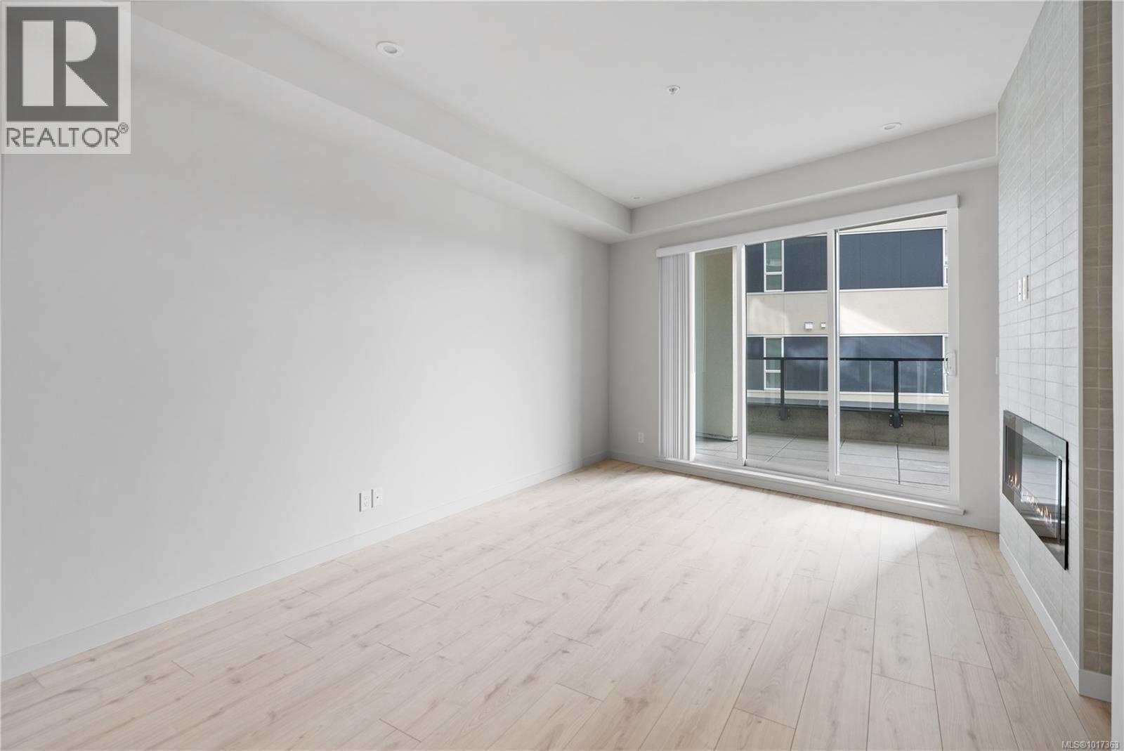 205 947 Whirlaway Cres, Langford, British Columbia