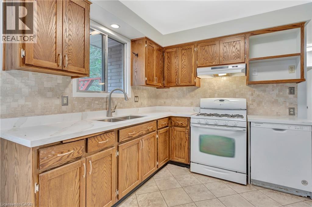 528 Havelock Drive, Waterloo, Ontario