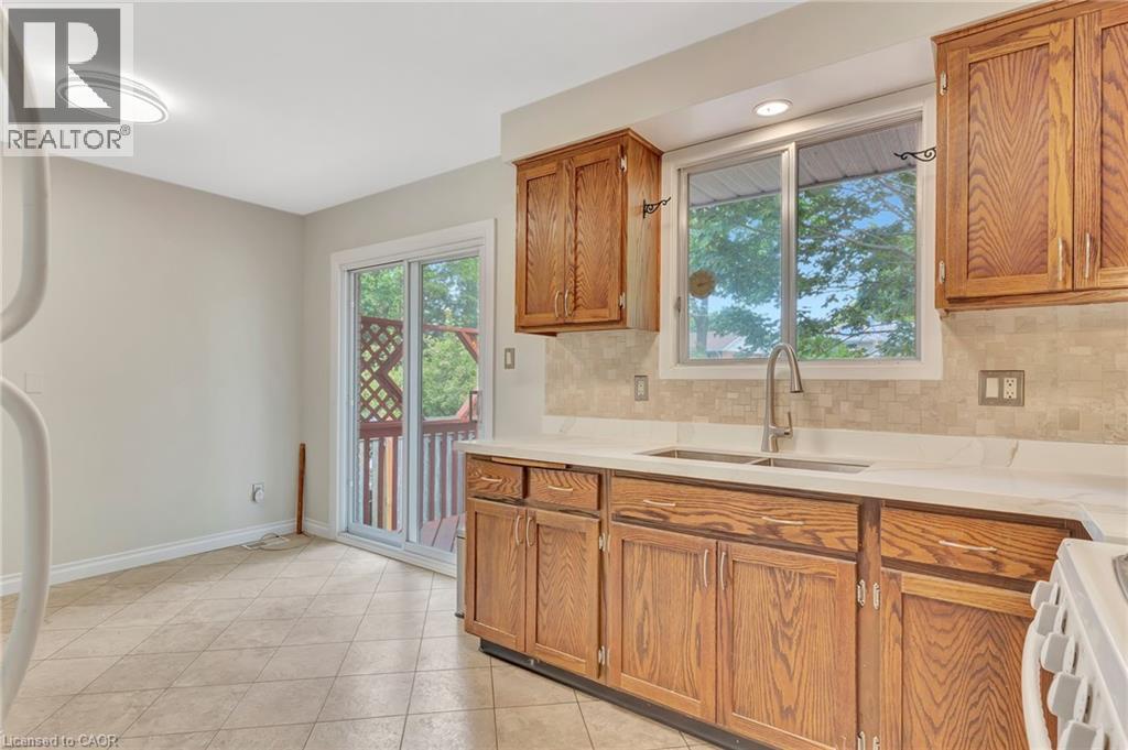 528 Havelock Drive, Waterloo, Ontario